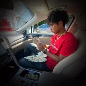 Meet your Posher, Lttn